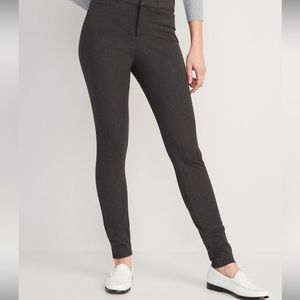 OLD NAVY High Rise Skinny Petite Pants- NWT